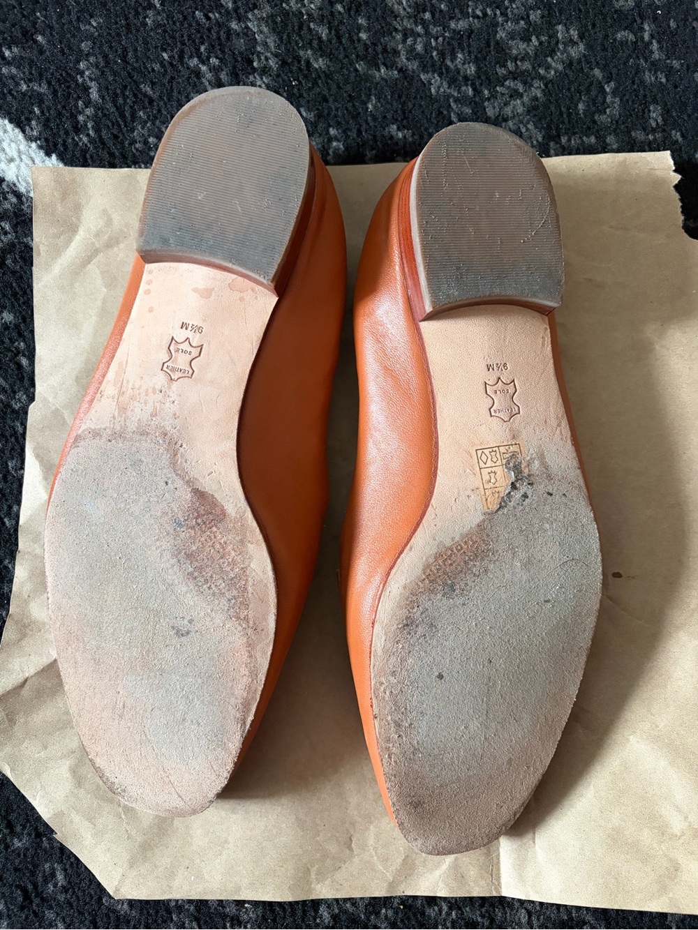Women’s Tory Burch Leather Chain-Trim Loafers in Tan - Picture 5 of 5